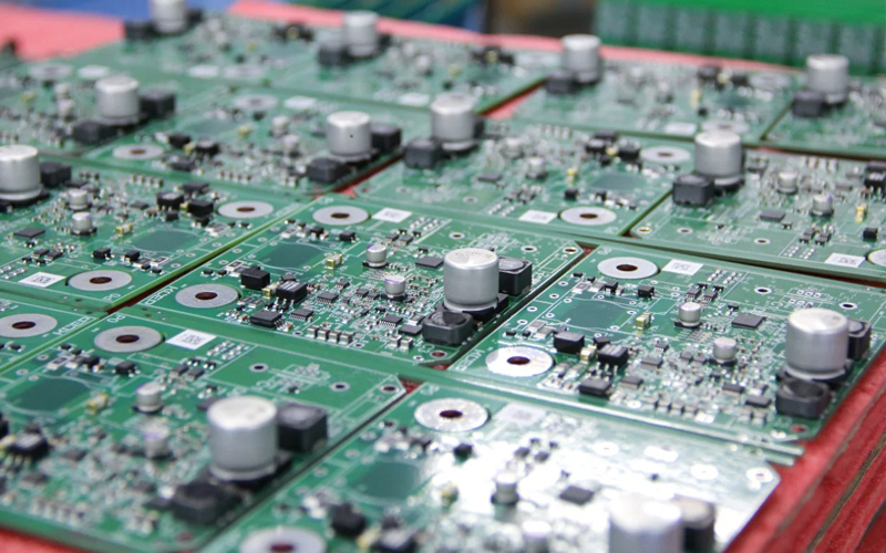 交钥匙 PCB 组装和寄售 PCB 组装之间有何区别? 交钥匙 PCB 组装和寄售 PCB 组装之间有何区别?